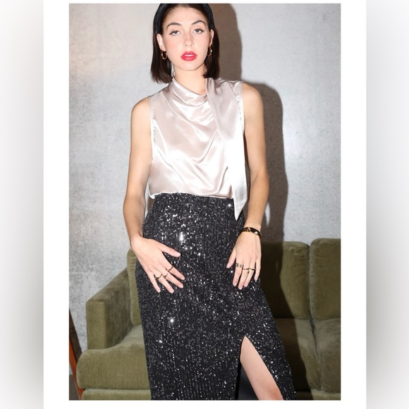 Greylin Karla sequin midi skirt with side slit - Picture 2 of 7